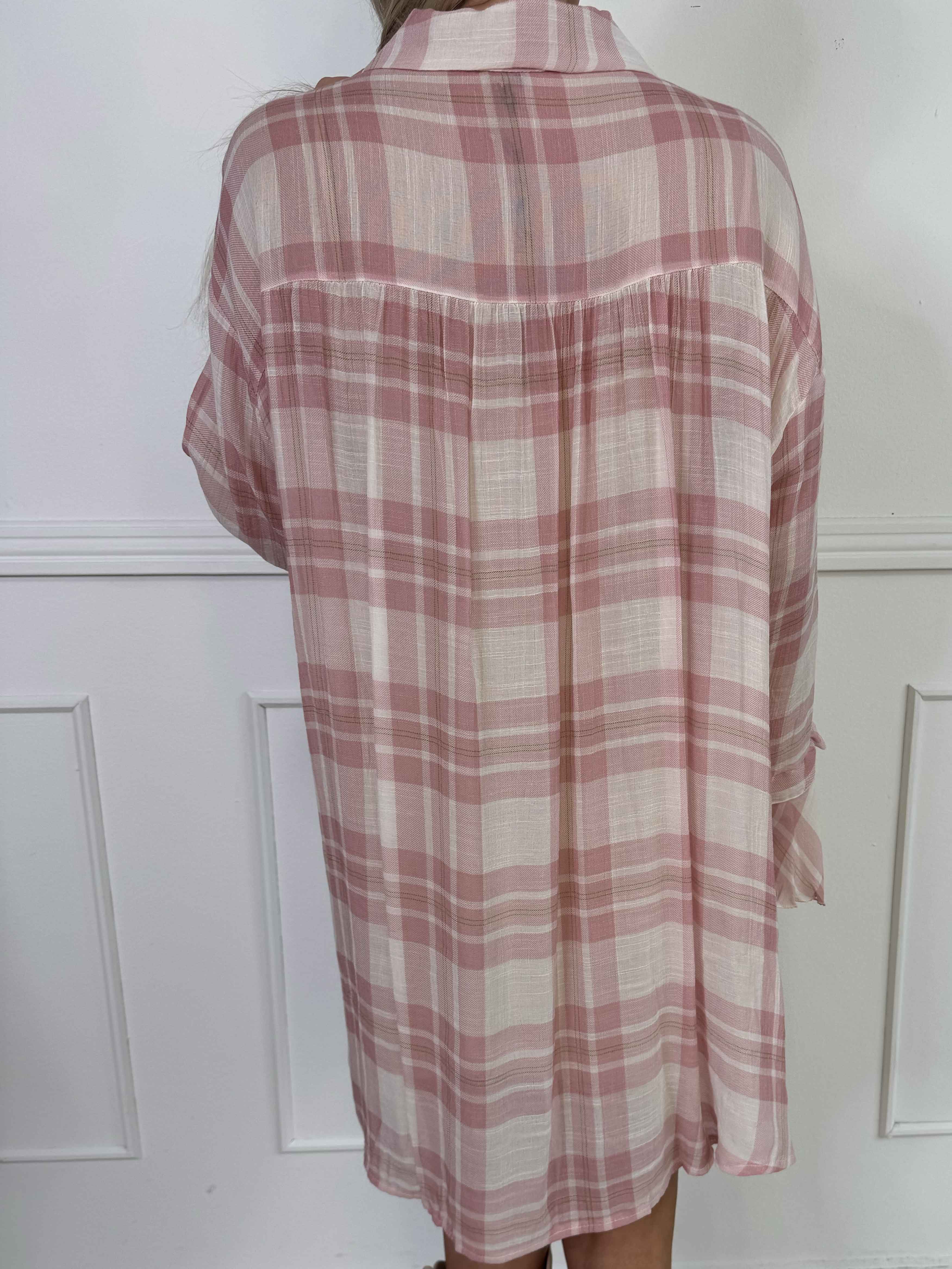 Yanira - Ternet tunikakjole i viskose med fine flæser